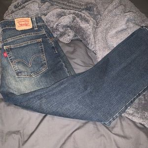 Women’s relaxed 550 jeans
